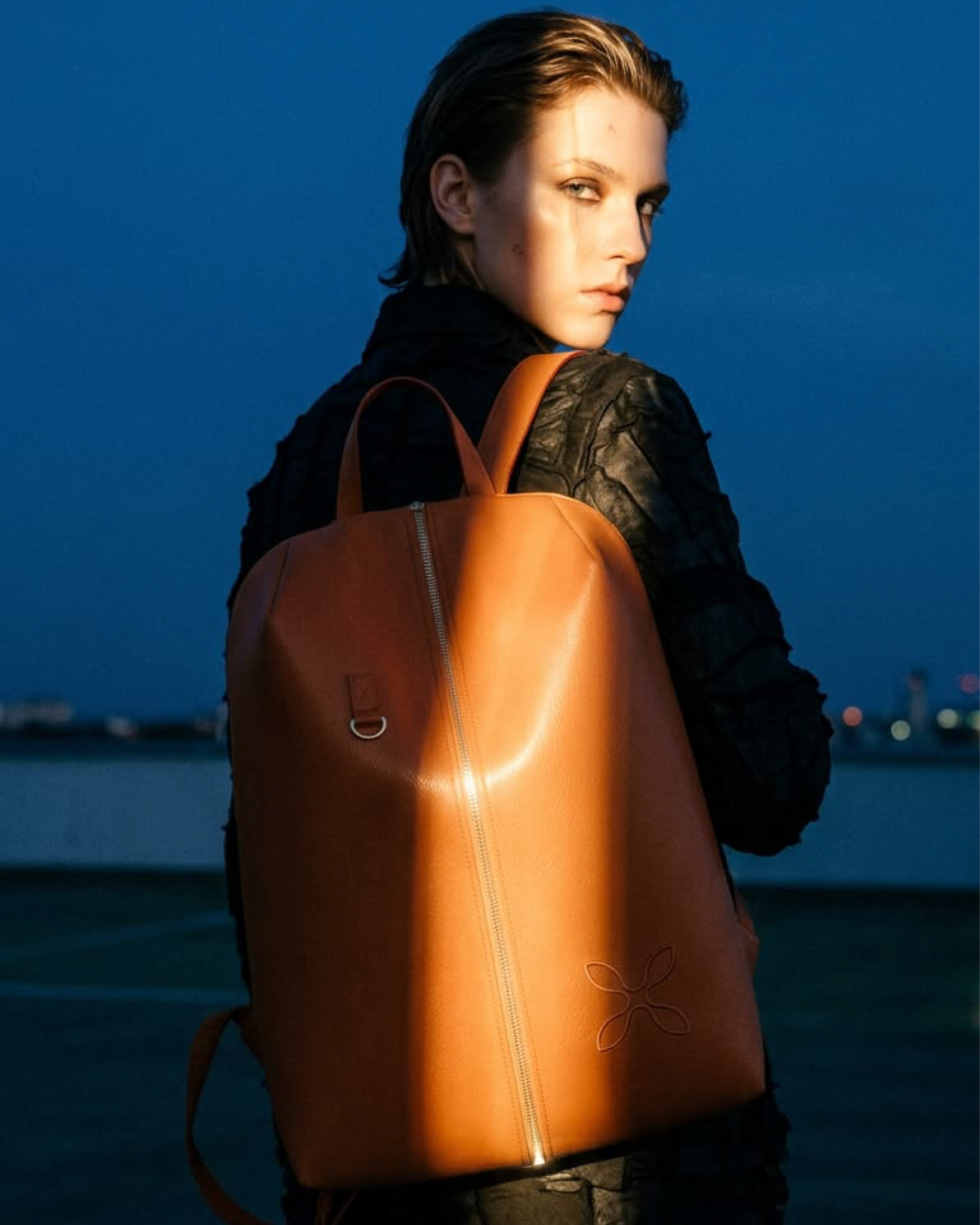 LATERAL.LINE BACKPACK "ORANGE"