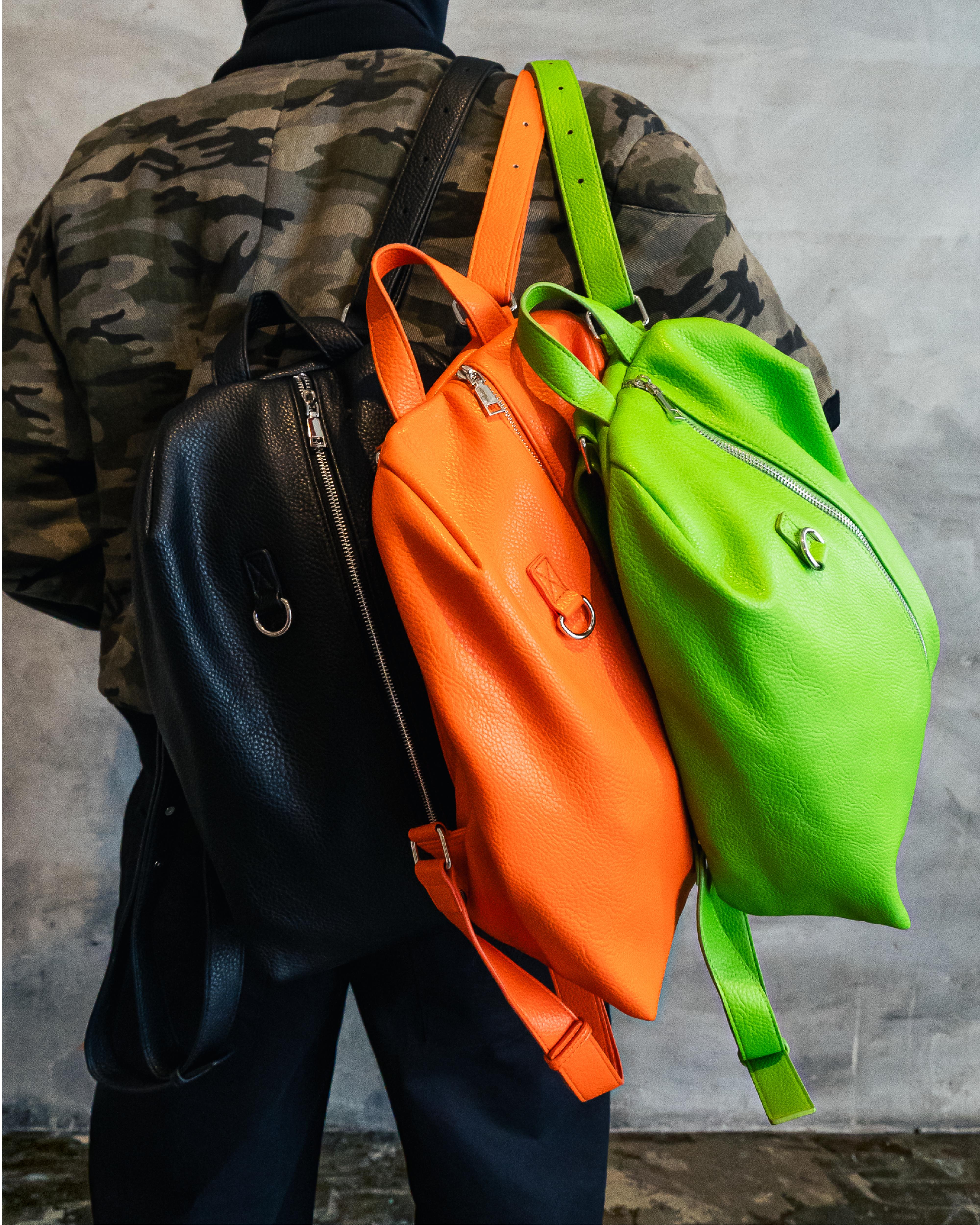 LATERAL.LINE BACKPACK "BLACK"